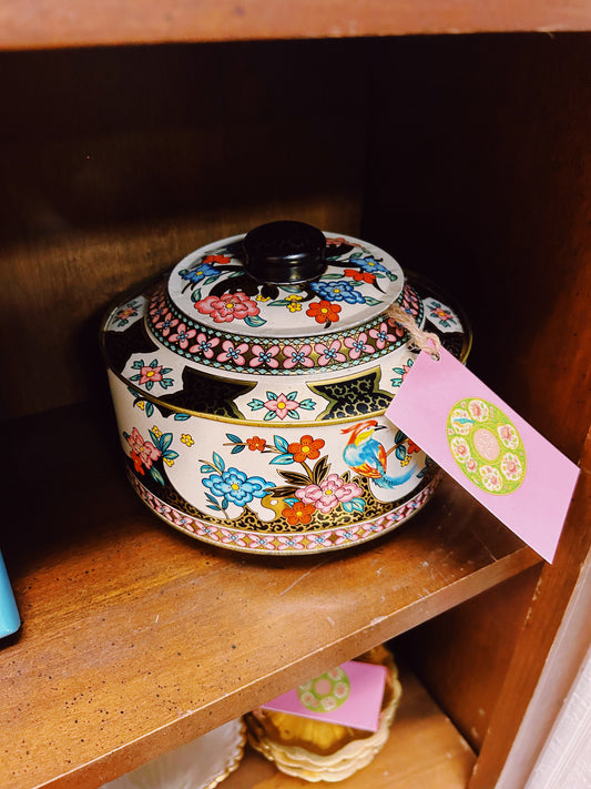 Biscuit Tin
