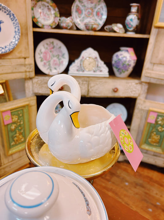 Swan Planter
