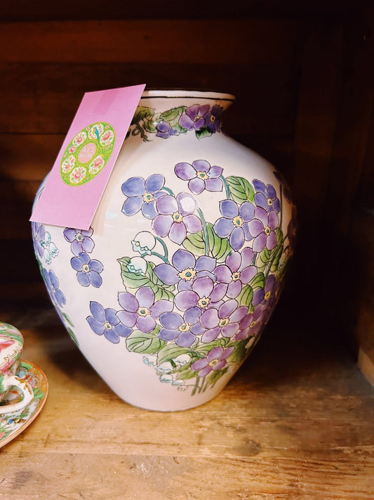 Porcelain Andrea by Sadek Vase
